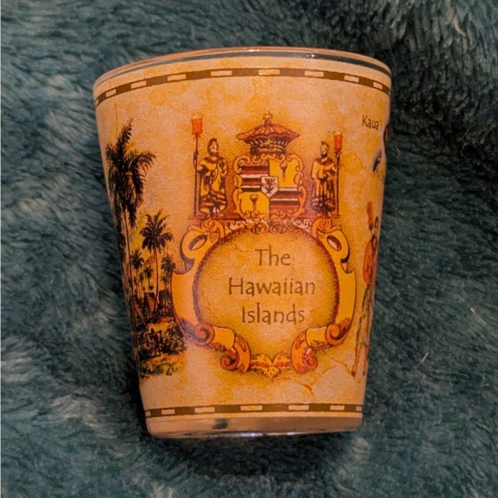 The Hawaiian Islands Souvenir Shot Glass